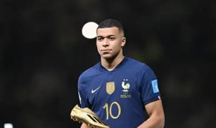 皇马欧冠大战前夕：名单未定，伤情成焦点